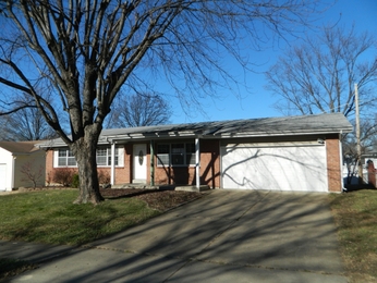 805 Mayer Dr, Saint Charles, MO 63301 