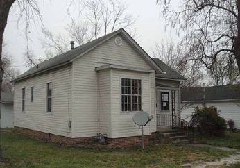 321 W Maple St, Mexico, MO 65265 