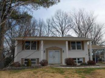 2402 Wescreek Dr, Maryland Heights, MO 63043 