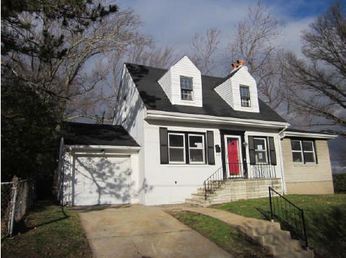 3849 Nelson Dr, St Louis, MO 63121 