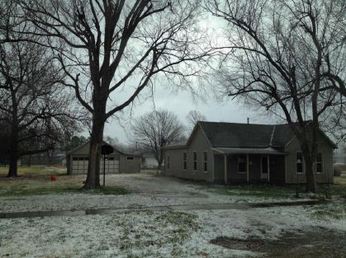 434 Chestnut St, Marshfield, MO 65706 