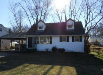 9816 Mill Pass Lane, St Louis, MO 63134 