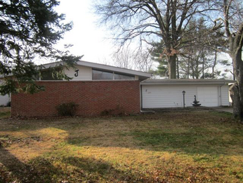 2280 Cherry Ln, Florissant, MO 63033 