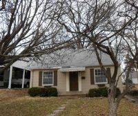1008 Perry St, Saint Charles, MO 63301 