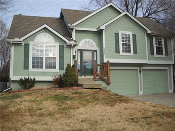 2300 E 13th St, Kansas City, MO 64127 