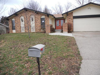 18 Asherton Dr, Saint Peters, MO 63376 