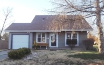 2825 Sherwood Dr, Florissant, MO 63031 