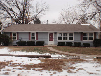 8828 East 29th St, Kansas City, MO 64129 