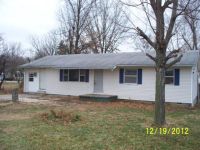 1106 Macon St, Carthage, MO 64836 