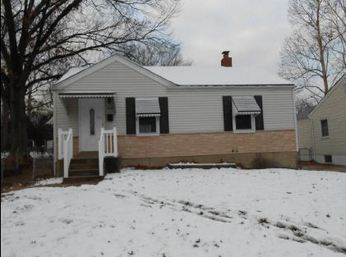 612 Granda Dr, Saint Louis, MO 63125 