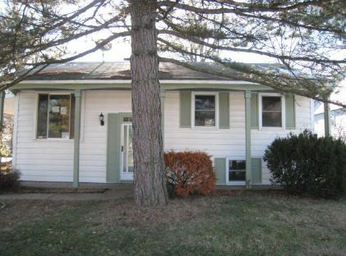 1424 Columbus Drive, Saint Louis, MO 63138 