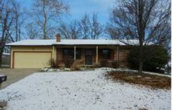 17 Griffin Dr, St Peters, MO 63376 