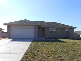 573 Jester Ave, Republic, MO 65738 