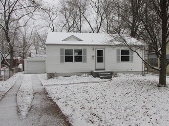 1914 Larch Dr, Saint Louis, MO 63133 