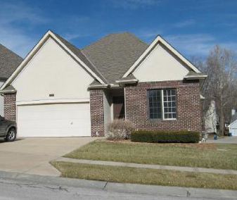 518 Nottingham Pl, Liberty, MO 64068 