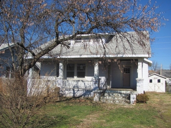 611 E Normal St, Springfield, MO 65807 