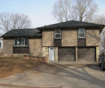 8122 NE 52nd Street, Kansas City, MO 64119 