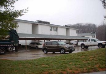 2395 NE 68th St, Gladstone, MO 64118 