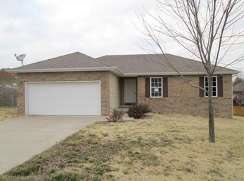 253 Canyon Ct, Nixa, MO 65714 