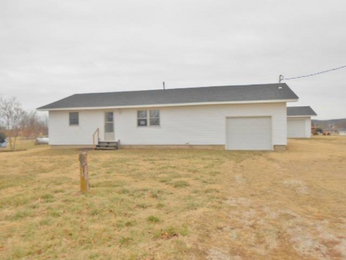 74 E Chestnut St, Fair Grove, MO 65648 