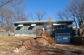 511 4th St, Belton, MO 64012 