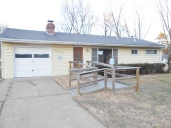 1669 Mowbry Lane, Saint Louis, MO 63136 