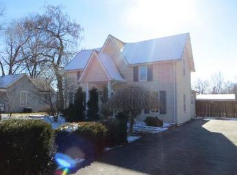 206 E Main St, Odessa, MO 64076 