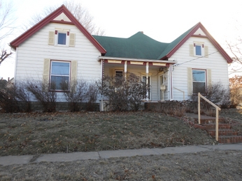 303 W Locust St, Plattsburg, MO 64477 