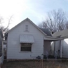 4821 E 8th St, Kansas City, MO 64124 