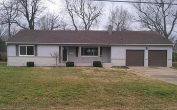 2255 S Clay Ave, Springfield, MO 65807 