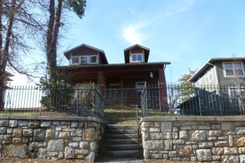 5306 Woodland Ave, Kansas City, MO 64110 