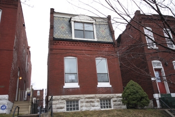 3440 Pennsylvania Ave, Saint Louis, MO 63118 