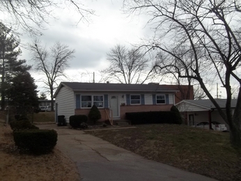 5150 Ville Donna La, Hazelwood, MO 63042 