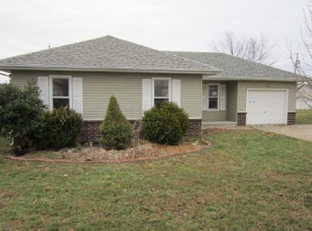 600 S Sunrise St, Strafford, MO 65757 