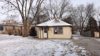 804 NE 70th Terr, Gladstone, MO 64118 