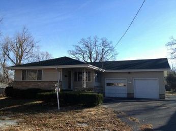 2740 N Grant Ave, Springfield, MO 65803 