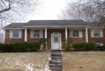 3901 Queen Ridge Drive, Independence, MO 64055 