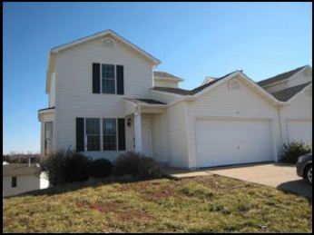 1057 Chesterfield Dr, Wentzville, MO 63385 