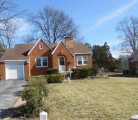 9744 Antonia Dr, Saint Louis, MO 63123 