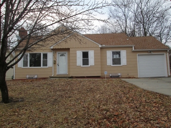 8107 Ward Pkwy, Kansas City, MO 64114 