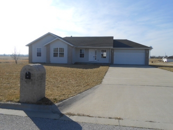 725 Cambridge, Marshfield, MO 65706 