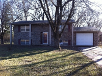 7411 N Wishing Well Dr, Columbia, MO 65202 