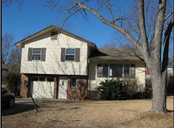 3516 S Kings Highway, Independence, MO 64055 