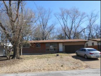10118 Monarch Dr, Saint Louis, MO 63136 