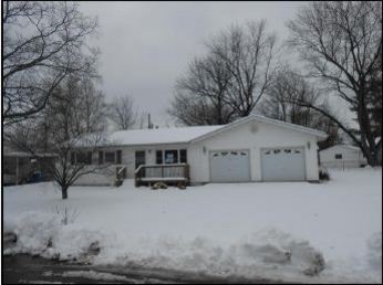 1640 Fenmore Dr, Florissant, MO 63031 