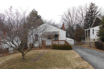 2207 Dawes Pl, Saint Louis, MO 63114 