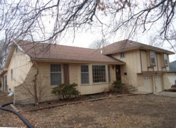 12805 Craig Ave, Grandview, MO 64030 