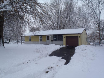 2307 NE 61st Ter, Gladstone, MO 64118 