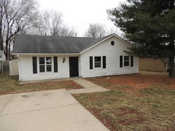 115 E Pacific Dr, Belton, MO 64012 