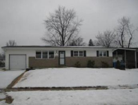 670 Pelican Ln, Florissant, MO 63031 